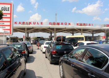 Gurbetçilerin bagajı memleket lezzetleriyle dolu