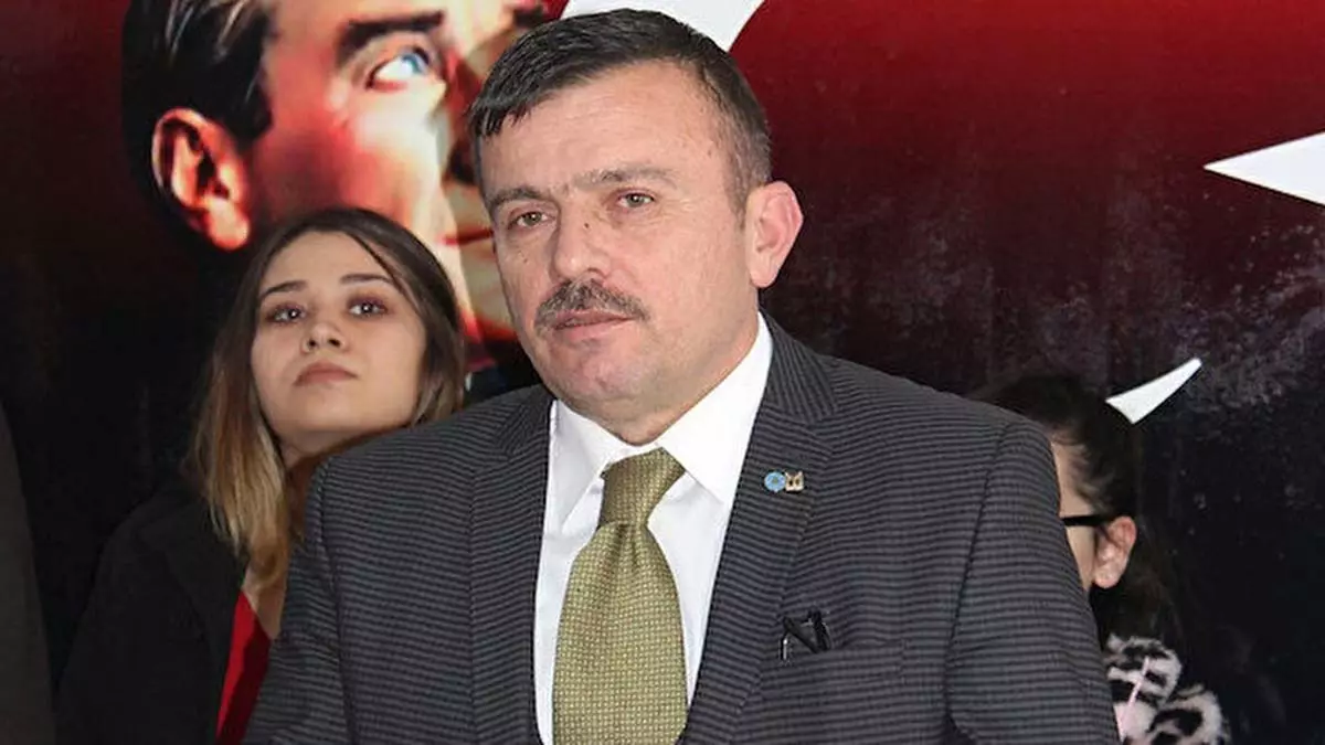 İyi̇ parti'de 'hdp'ye bakanlık verilebilir' istifası