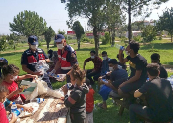 İzmir'de 794 kaçak göçmen yakalandı
