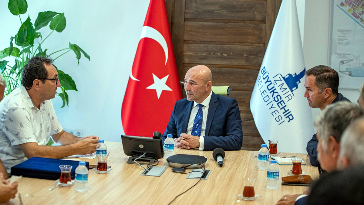 İzmir'den amatör kulüplere nakdi destek