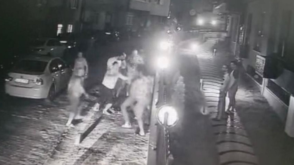 Kağıthane'de park yeri tartışması kavgaya dönüştü