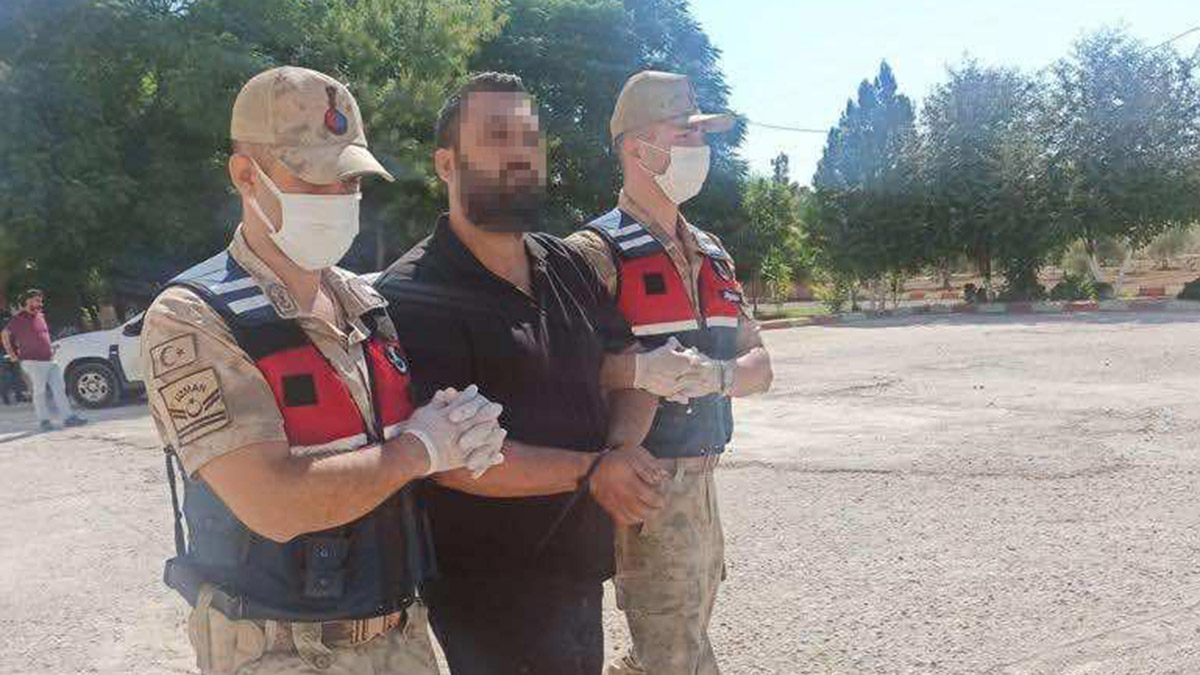 Kamu görevlilerine eylem hazırlığındaki 4 kişi yakalandı