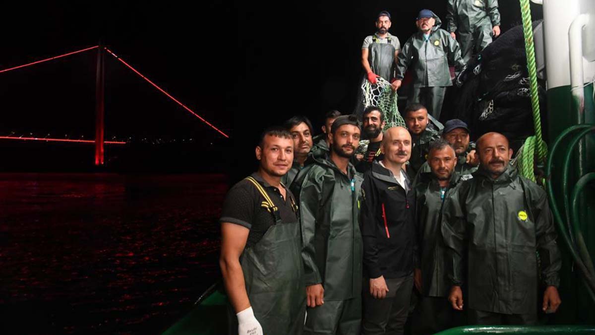 Karaismailoğlu balıkçılık sezonu açılışına katıldı