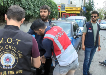 Maltepe'de okul önlerinde denetim