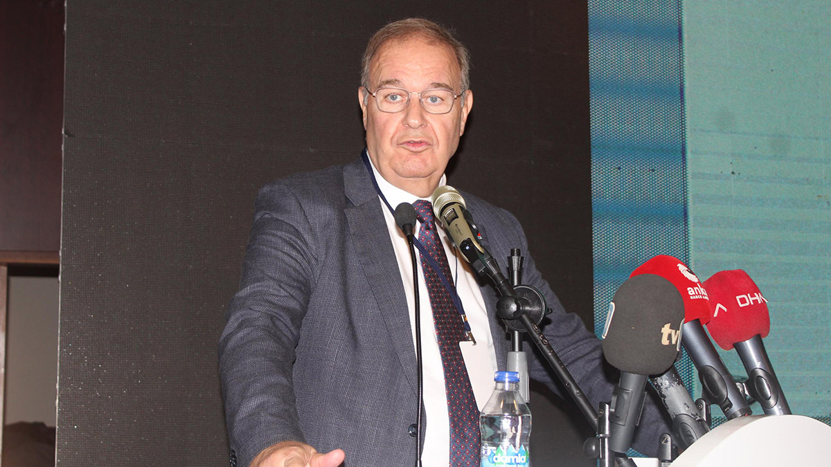 Öztrak: enflasyonu azdıran bir büyüme oldu