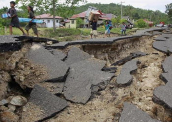 Papua Yeni Gine'deki depremde can kaybı 7'ye yükseldi