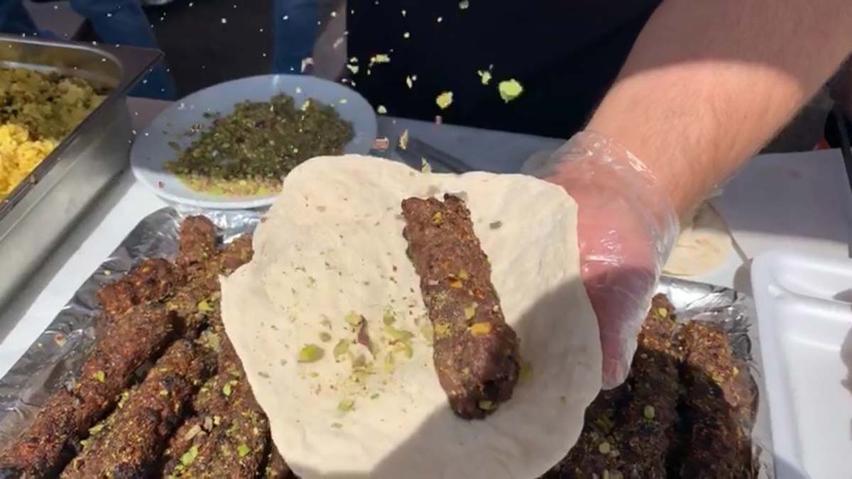 Şanlıurfa'da fıstık kebabı ziyafeti