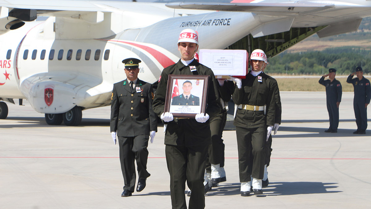 Şehit Gökhan Ağıl'ın cenazesi memleketi Tokat'ta