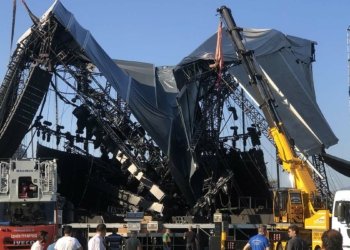 Tarkan'ın İzmir konseri öncesinde platform çöktü