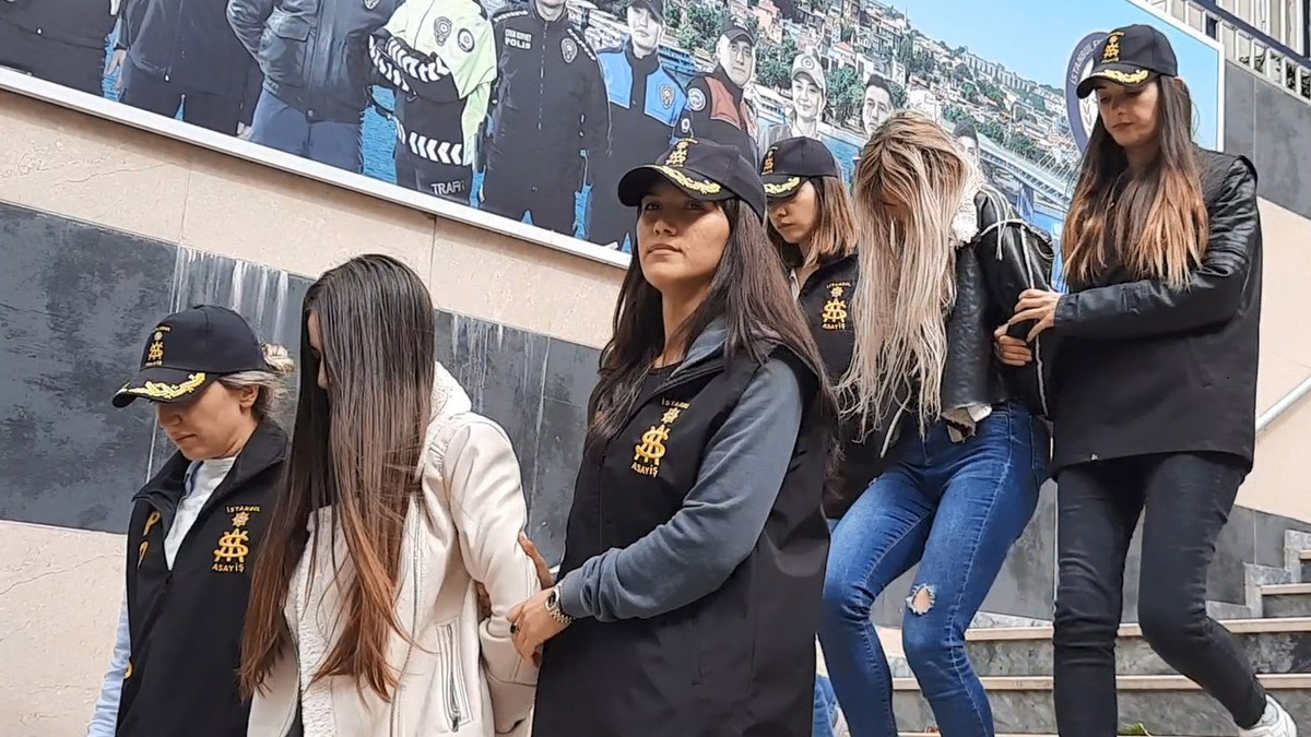 Tekneden ateş açan iki şüpheli gözaltına alındı