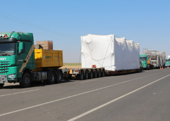 Termik santral parçaları taşıyan 4 TIR Habur'da