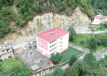 Trabzon'daki okulların heyelan riski