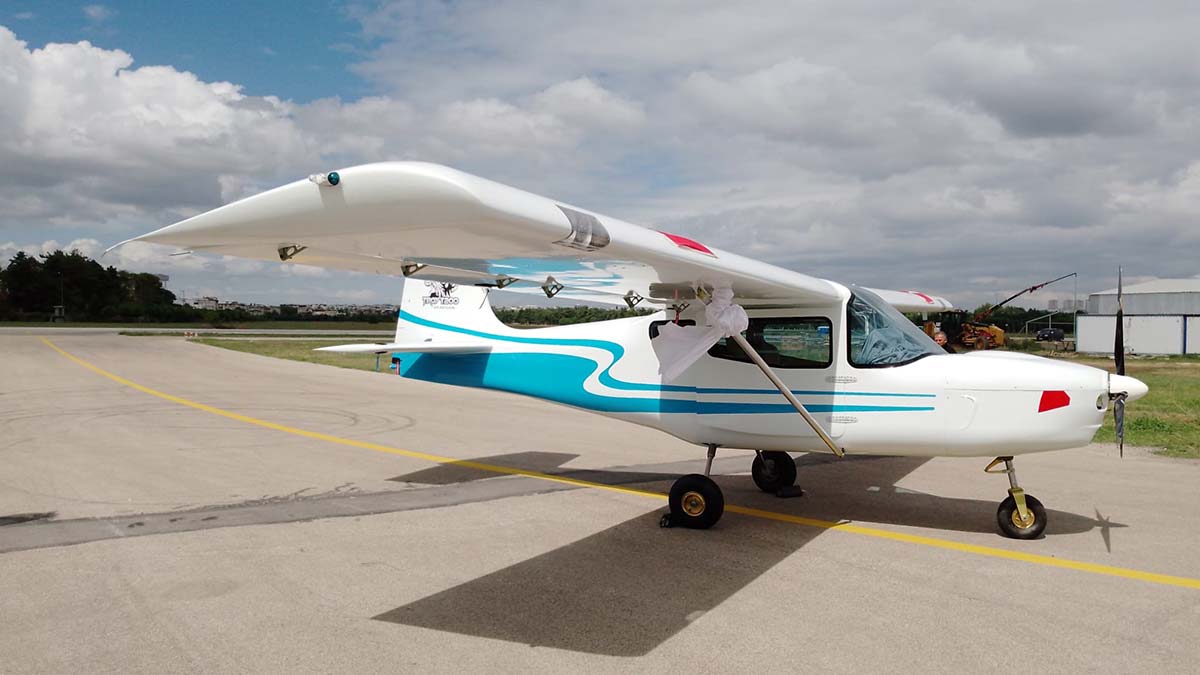 Türkiye'nin ilk sivil eğitim uçağı 'Troy T200' tanıtıldı