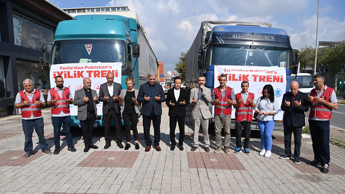 Tuzla'dan Pakistan'a 2 tır dolusu yardım