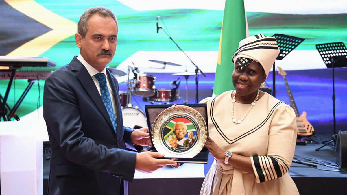 Ülkemizin Afrika politikası yeni döneme girmiştir