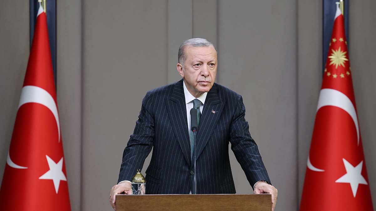 Yunanistan kendine çekidüzen verme yoluna girdi