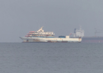 Yunanistan'ın ateş açtığı gemi Zeytinburnu'na demirledi