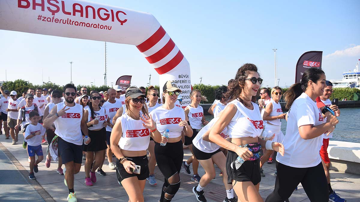 Zafer Ultra Maratonu İzmir'de sona erdi 