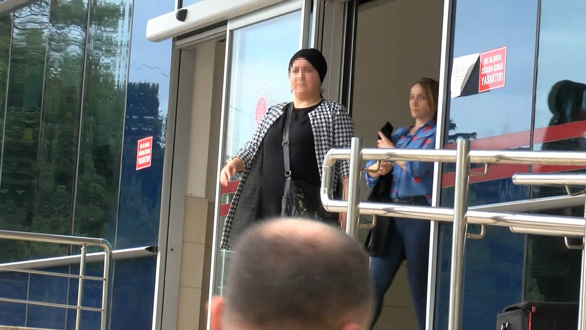 Adliye çıkışı 'zafer pozu'na 6’şar yıl 8’er ay hapis cezası