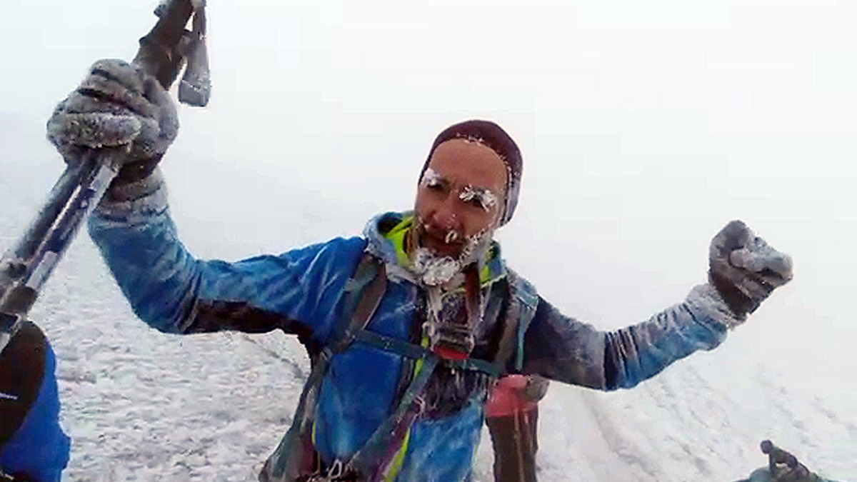 Ağrı Dağı zirvesinde Kraliçe Elizabeth'i andılar