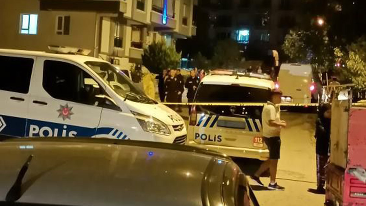 Ankara'da şüpheli paket fünye ile patlatıldı