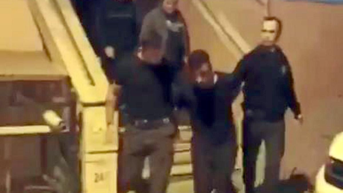 Avcılar'da hırsızlık için binaya giren şüpheli yakalandı