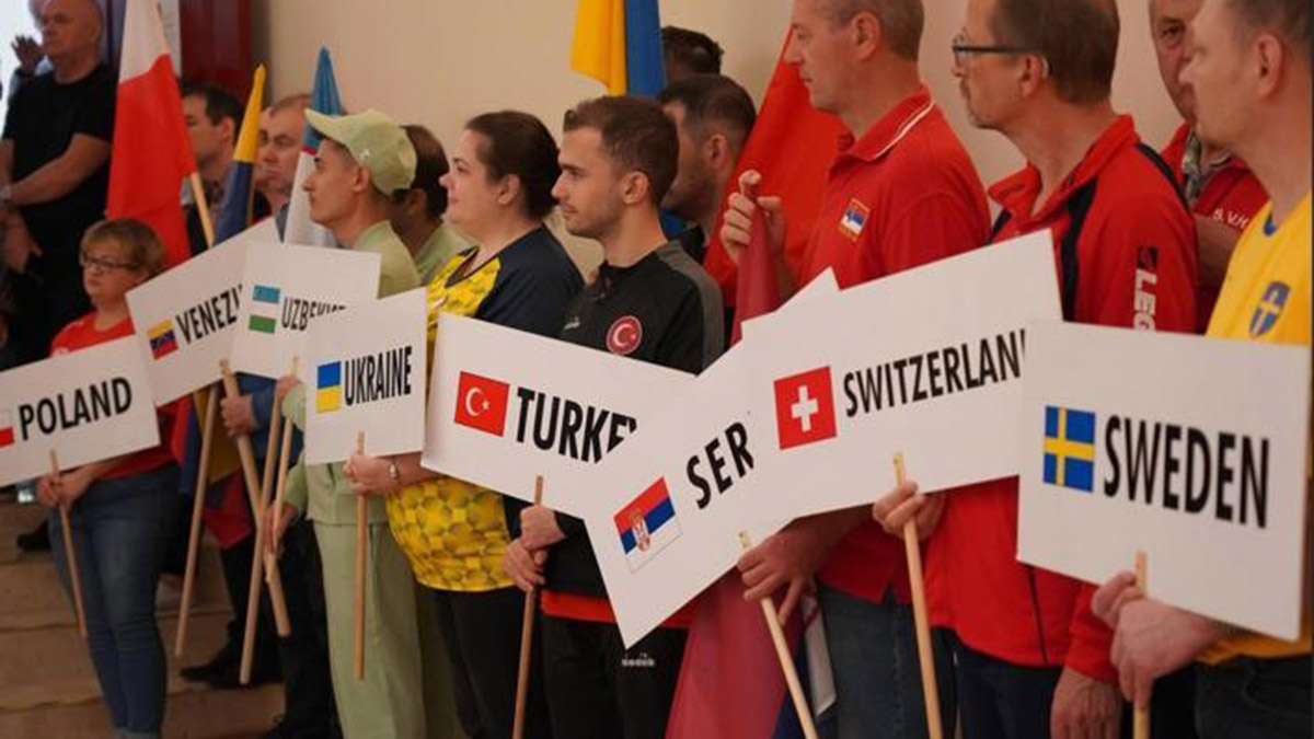 İşitme ve görme engelli Ahmet Taha'nın tutkusu her şeyi yendi