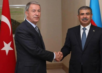 Hulusi Akar Zakir Hasanov ile görüştü