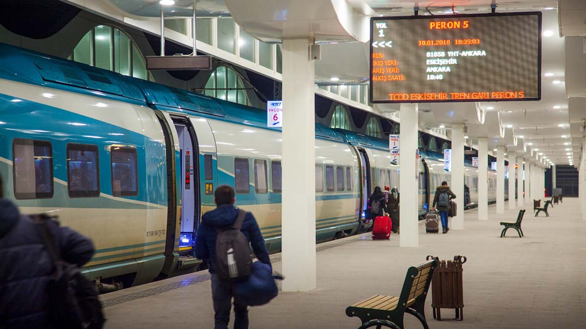 Hızlı tren sefer sayısı 56'ya çıkarılacak