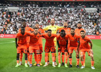 Başakşehir yoluna dolu dizgin devam ediyor