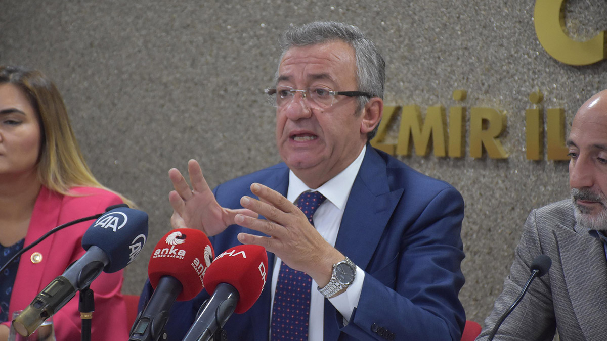 Paşa paşa, tıpış tıpış gidecekler