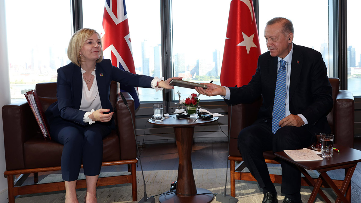 Erdoğan, İngiltere Başbakanı Elizabeth Truss'ı kabul etti