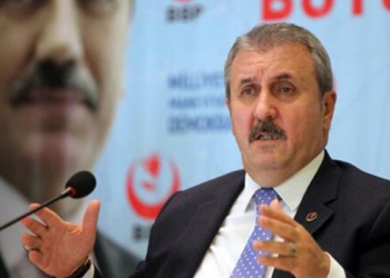 Sivas Kongresi'nin kahramanlarını saygıyla yad ediyorum