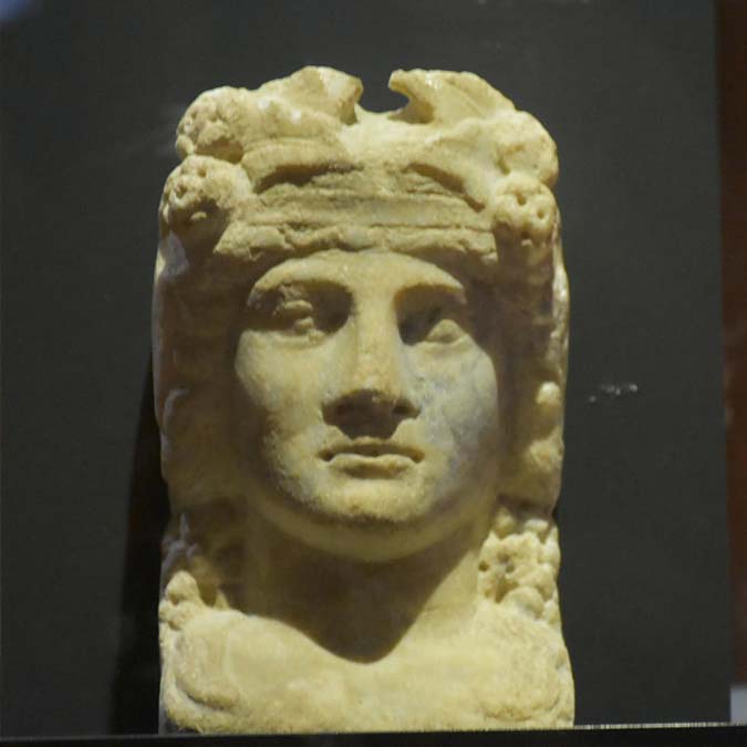 92 yıl sonra ilk kez İzmir Arkeoloji Müzesi'nde