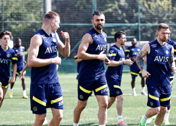 Fenerbahçe Fransız ekibi Rennes'e konuk olacak