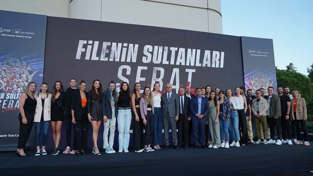 Axa sigorta ve türkiye voleybol federasyonu’nun birlikte hayata geçirdiği filenin sultanları: sebat belgeselinin türkiye kadın milli voleybol takımı’nın üç büyük turnuvada mücadele ettiği 2021 yazını anlatan ikinci bölümü en uzun yaz'ın galası gerçekleştirildi.