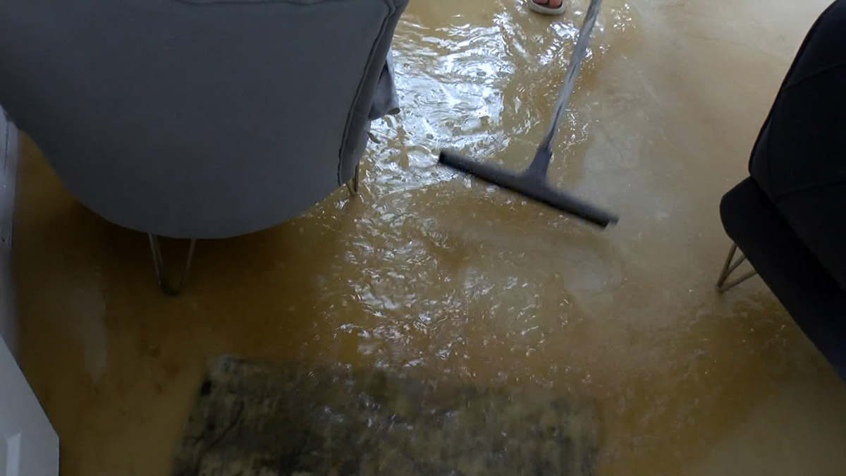 Evini su basan aile İSKİ'yi suçladı