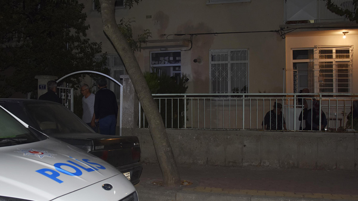 Gürültü yaptığı iddiasıyla komşusunu bıçakladı