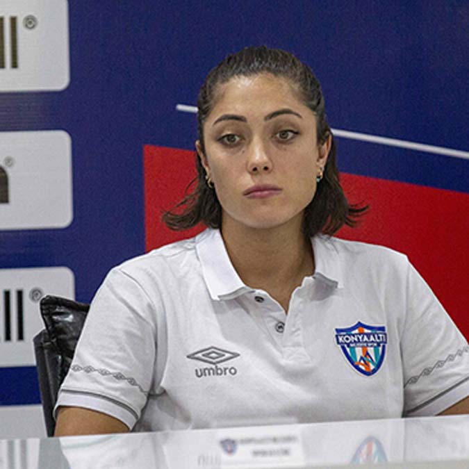 Hentbolda Kadınlar Süper Kupası yarın THF Spor Salonu’nda oynanacak mücadeleyle sahibini bulacak.