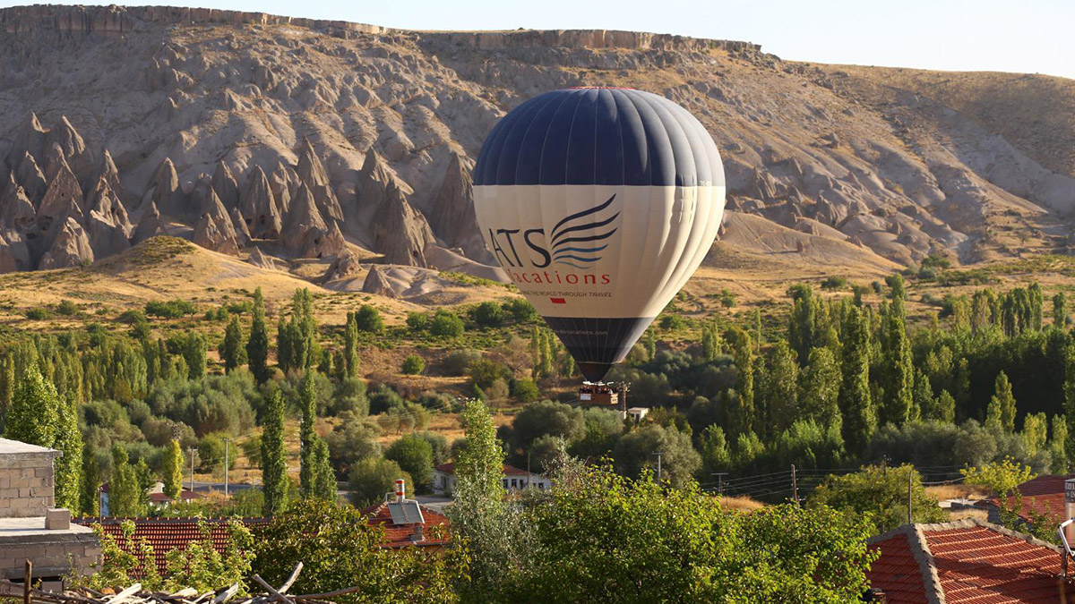 Ihlara Vadisi'nde balonla yolculuk