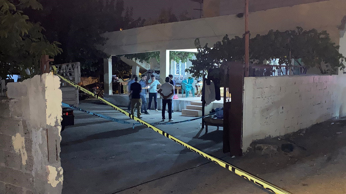 Husumetli iki aile arasında kalaşnikoflu kavga