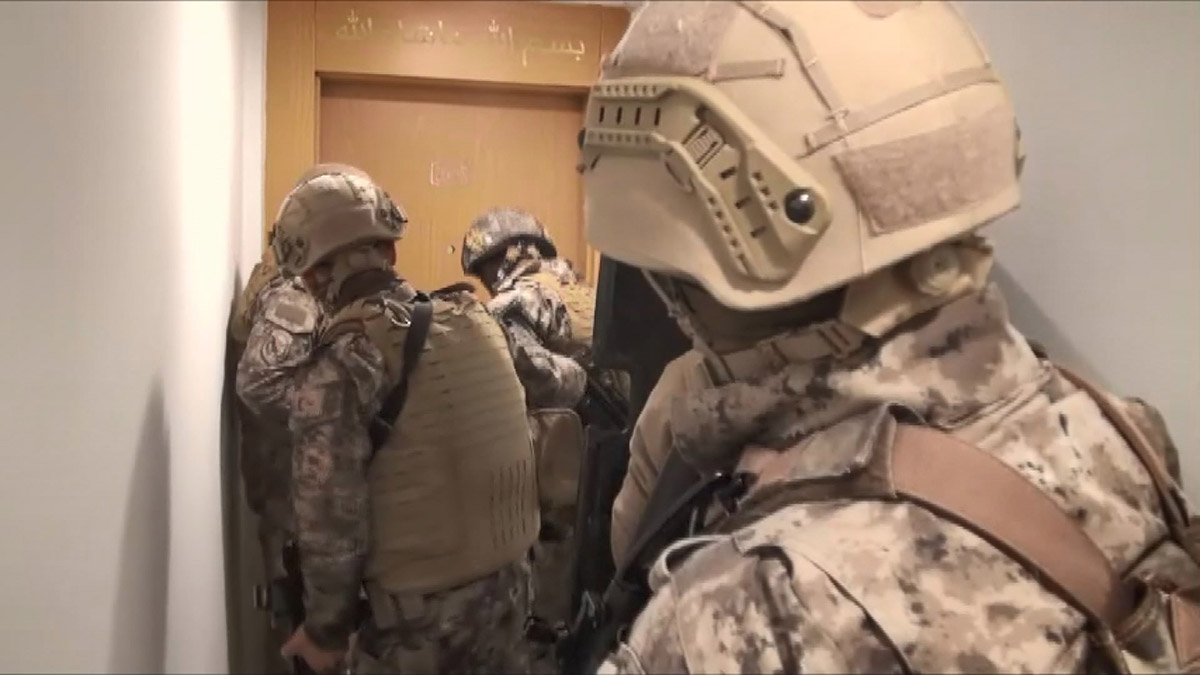 İstanbul'da DEAŞ'a operasyon; 16 kişi gözaltında