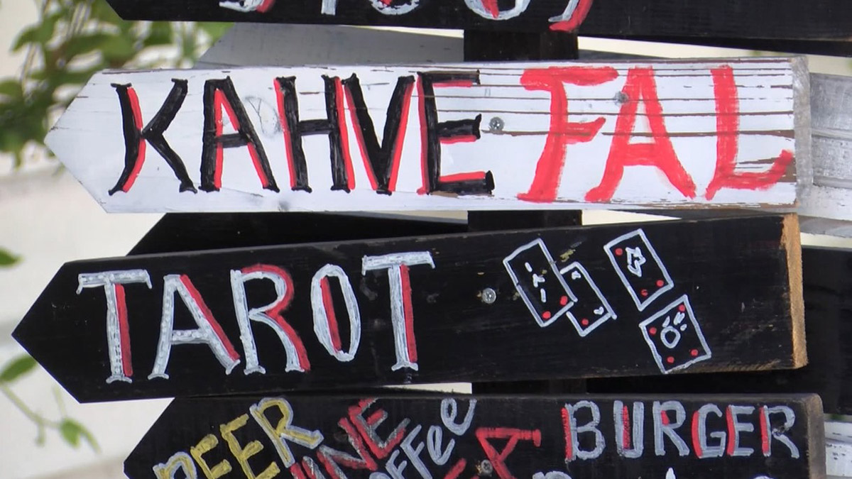 İstanbul'da 'fal kafeler' artıyor