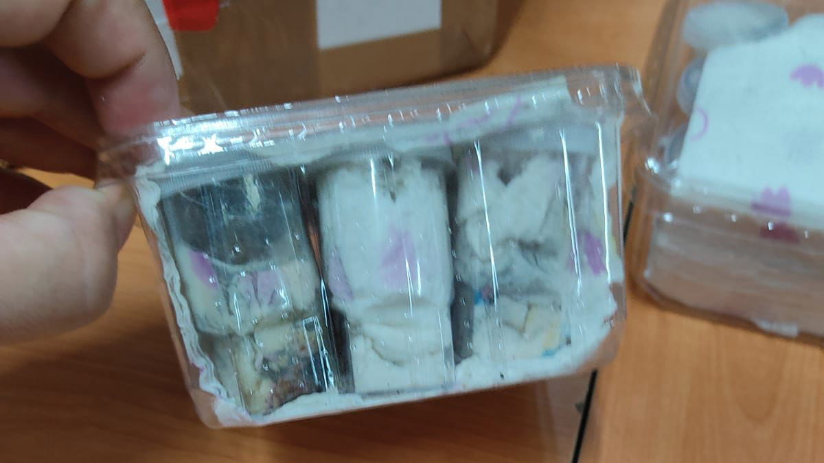 26 tüp içerisinde tarantula ele geçirildi