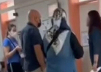 Hasta yakınıyla tartışan doktora soruşturma