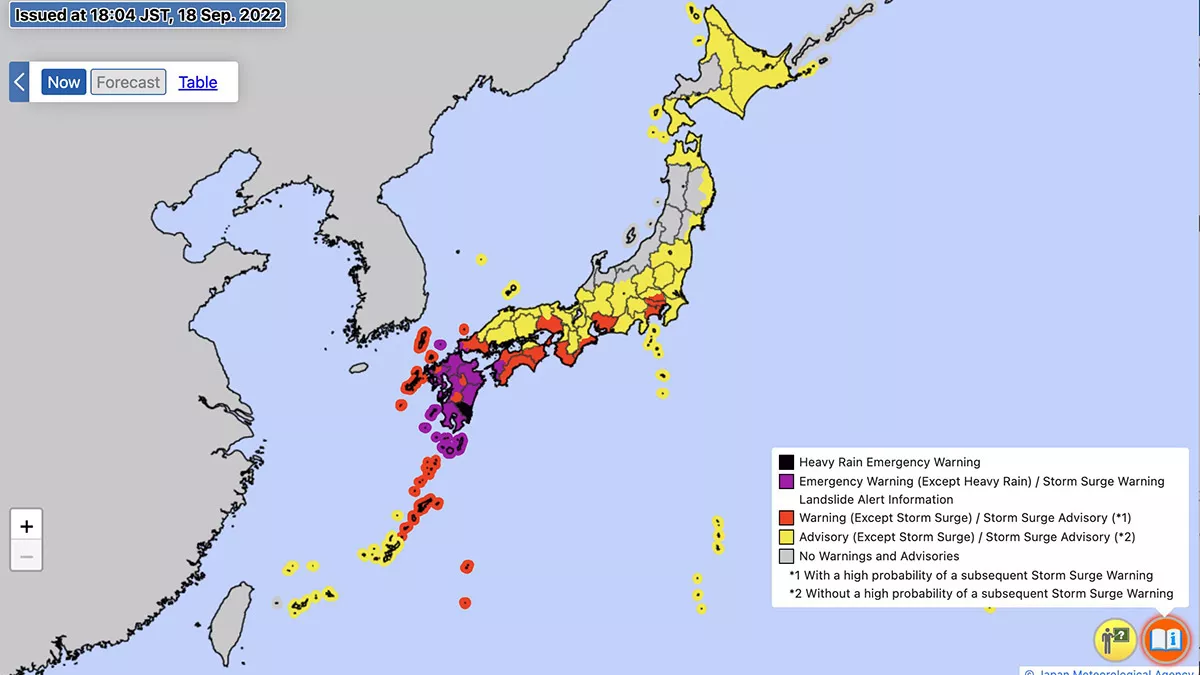 Japonya'yı nanmadol tayfunu vuruyor