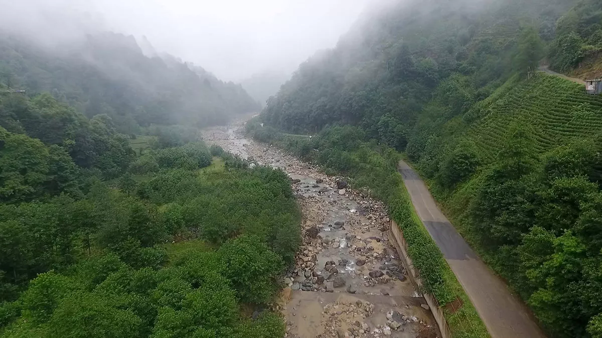 Meteorolojik verilere göre, geçen yıl temmuz ve ağustos ayları ile bu senenin aynı dönemlerinde ortalama yüzde 58 daha az yağış nedeniyle karadeniz'de su kaynakları azaldı.