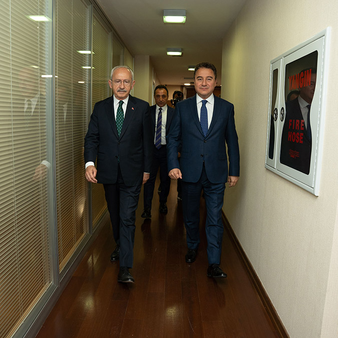 Kılıçdaroğlu ve Babacan bir araya geldi