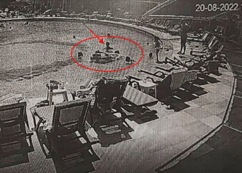 Kız kardeşleri havuzda tacize 8 yıl hapis istemi