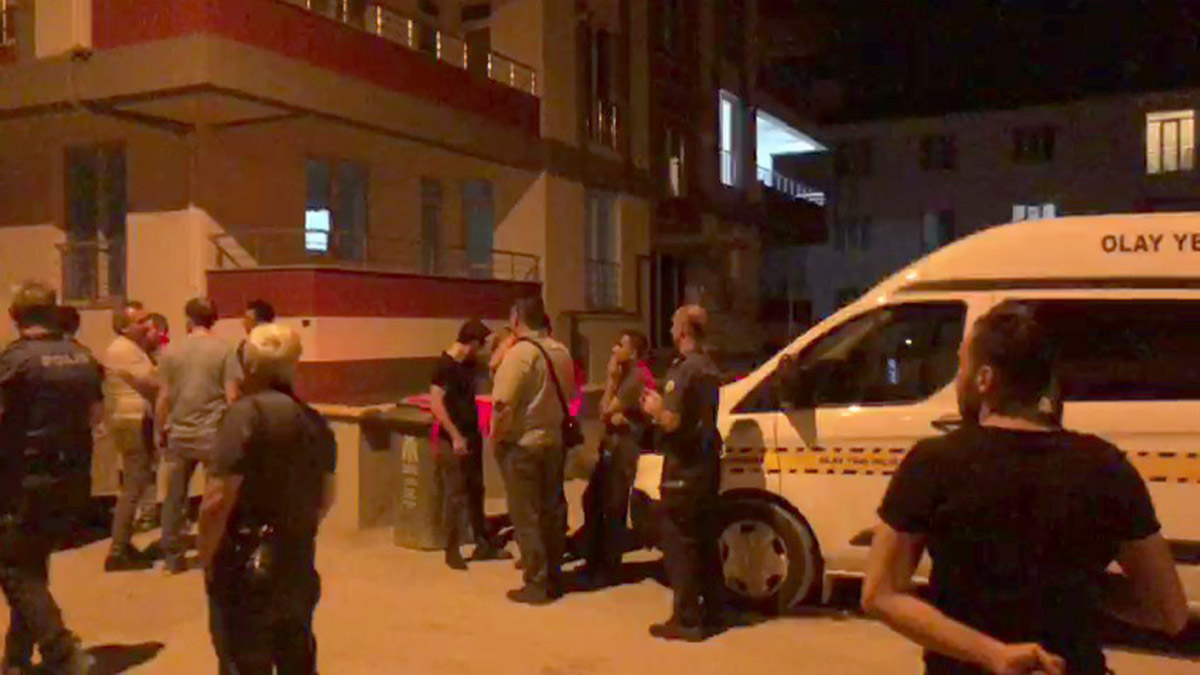 Kocası tarafından 20 bıçak darbesiyle öldürüldü